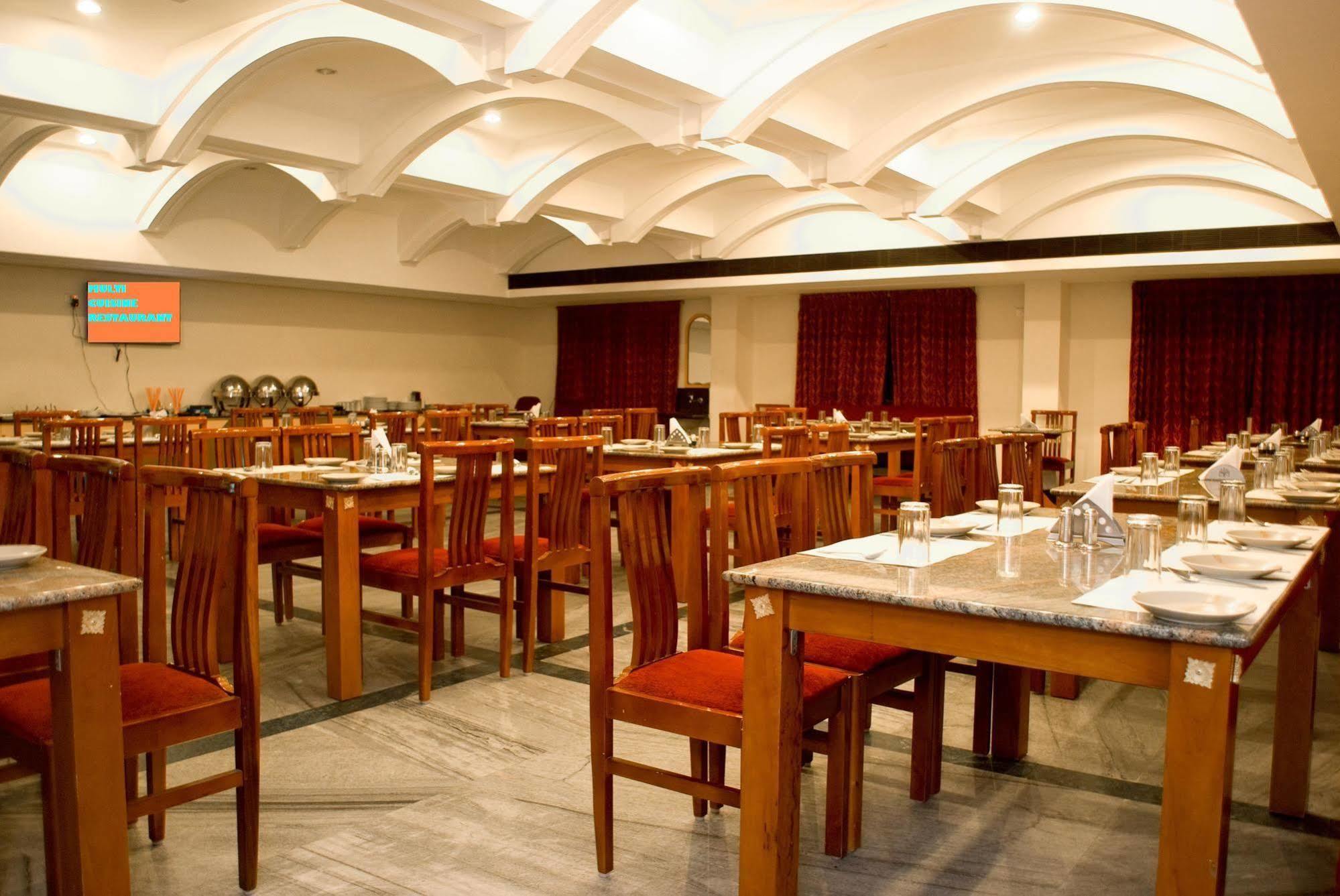 Hotel Rajadhane Madurai Ngoại thất bức ảnh